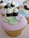 cute-food-cupcake-with-toppers